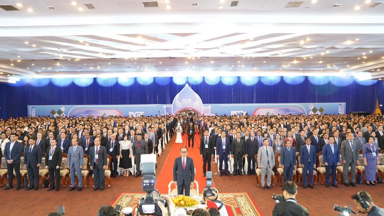 "វេទិការដ្ឋាភិបាលឌីជីថលឆ្នាំ២០២៥ និងព្រឹត្តិការណ៍ជាតិ-អន្តរជាតិពាក់ព័ន្ធ" ក្រោមប្រធានបទ "ការពន្លឿនអនាគតឌីជីថល៖ អភិបាលកិច្ច កំណើន និង ភាពជាដៃគូសកល"