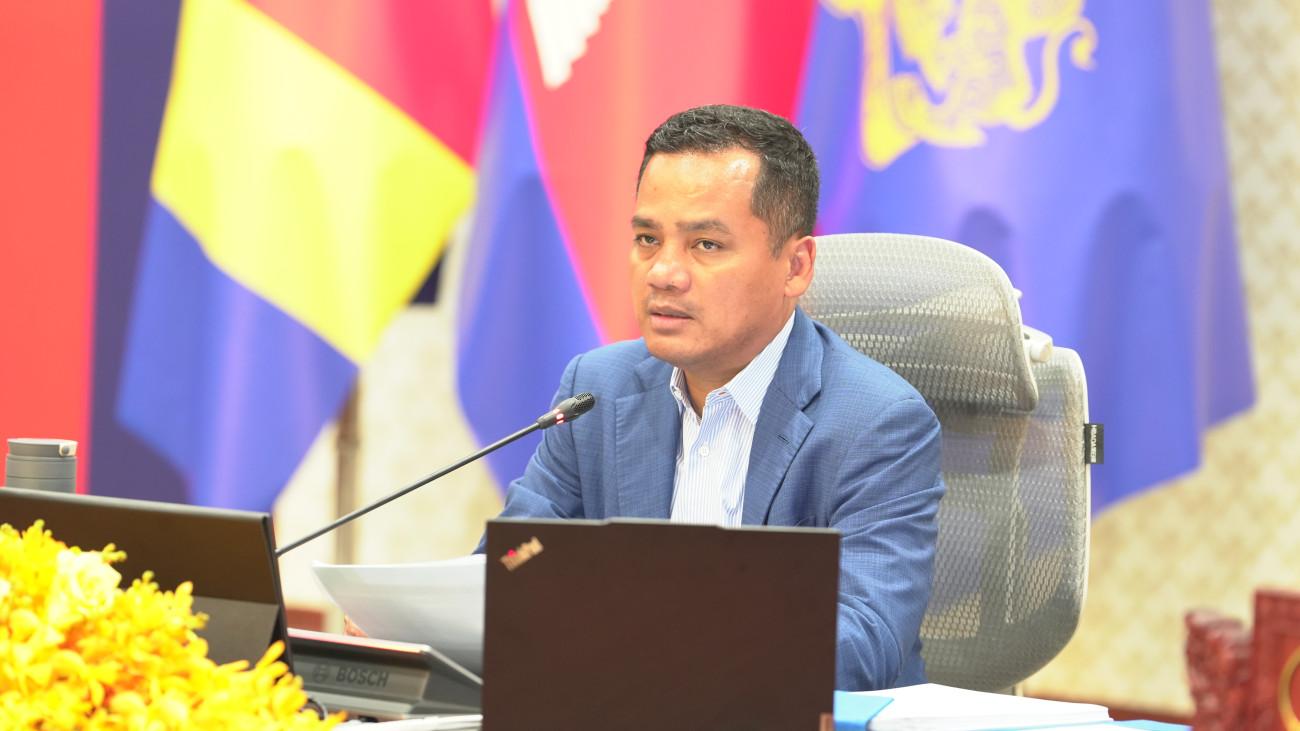 កិច្ចប្រជុំតាមដានវឌ្ឍនភាពការងារ នៃក្រុមការងារតាមដាន ត្រួតពិនិត្យការអនុវត្តតួនាទី ភារកិច្ច និងប្រសិទ្ធភាពការងារក្នុងសមត្ថកិច្ចក្រសួងមហាផ្ទៃ
